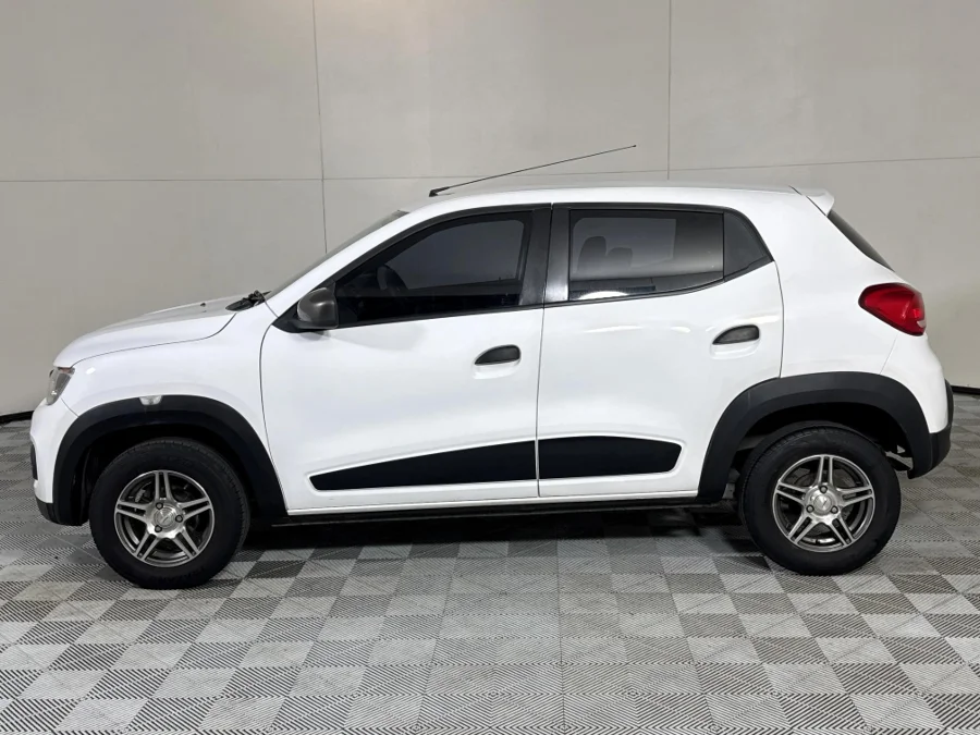 Used 2017 Renault Kwid 1.0 Dynamique - WeBuyCars Midstream