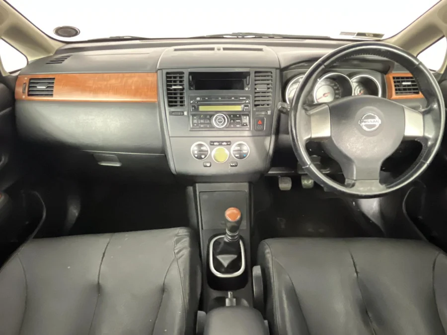 Used 2011 Nissan Tiida sedan 1.8 Acenta - WeBuyCars Lansdowne