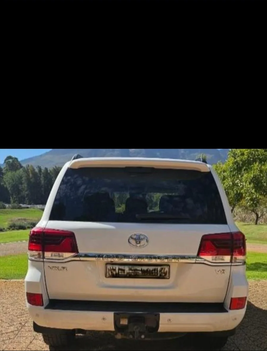 New 2019 Toyota Land Cruiser 200 4.5D-4D V8 VX-R - Private Seller