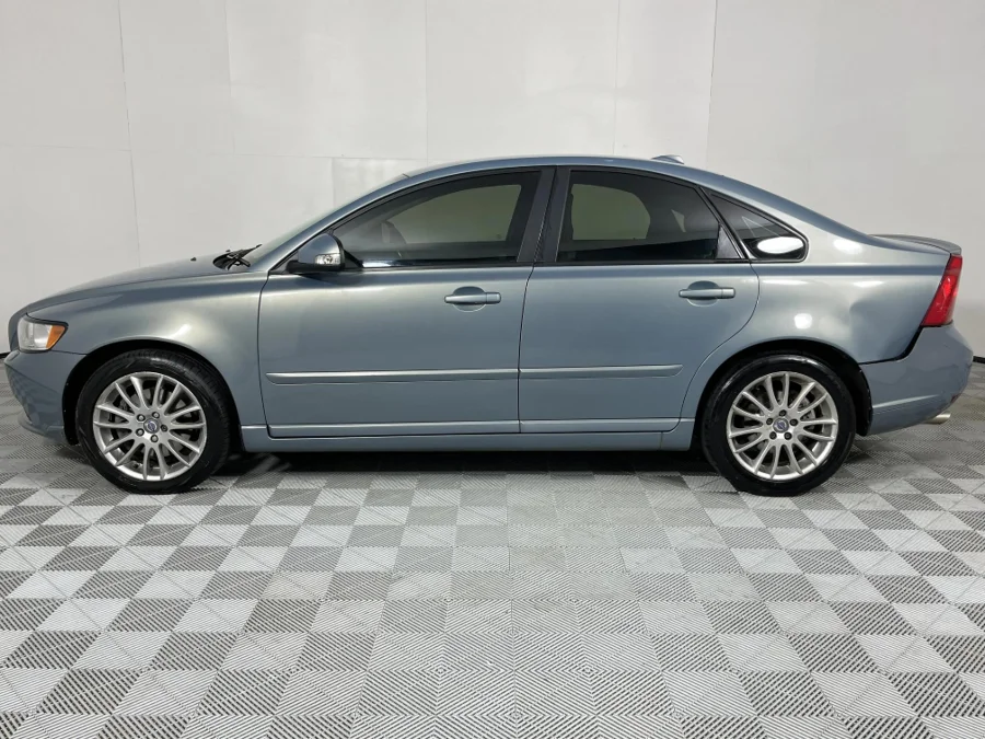 Used 2011 Volvo S40 T5 - WeBuyCars Gqeberha
