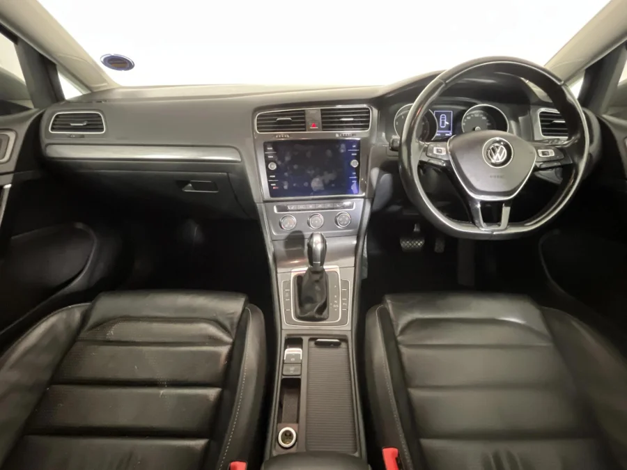 Used 2017 Volkswagen Golf 1.4TSI Comfortline auto - WeBuyCars JHB South