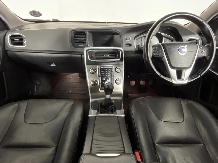 Used 2015 Volvo S60 T3 Elite - WeBuyCars Gqeberha