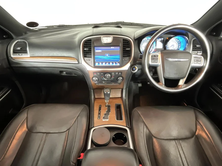 Used 2015 Chrysler 300C 3.0CRD Luxury Series - WeBuyCars JHB South