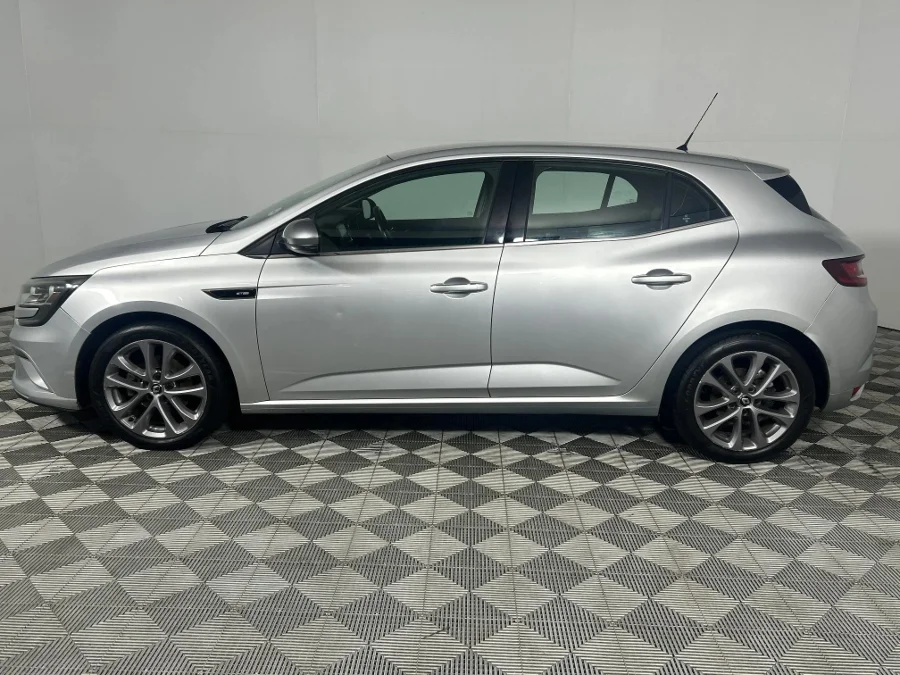 Used 2017 Renault Megane 97kW turbo GT Line auto - WeBuyCars Lansdowne