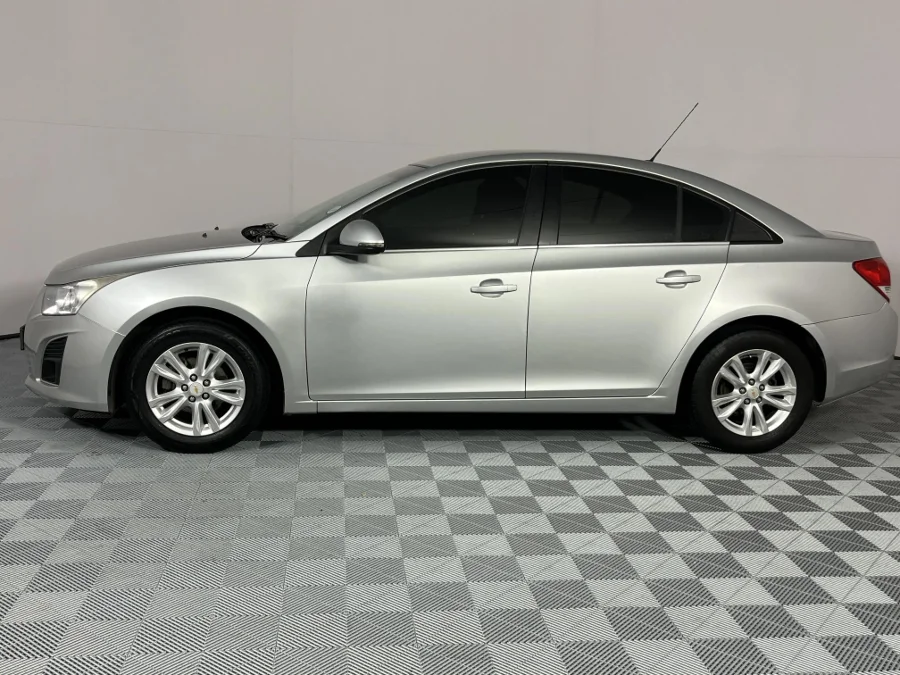 Used 2014 Chevrolet Cruze sedan 1.6 LS - WeBuyCars Brackenfell Cape Town