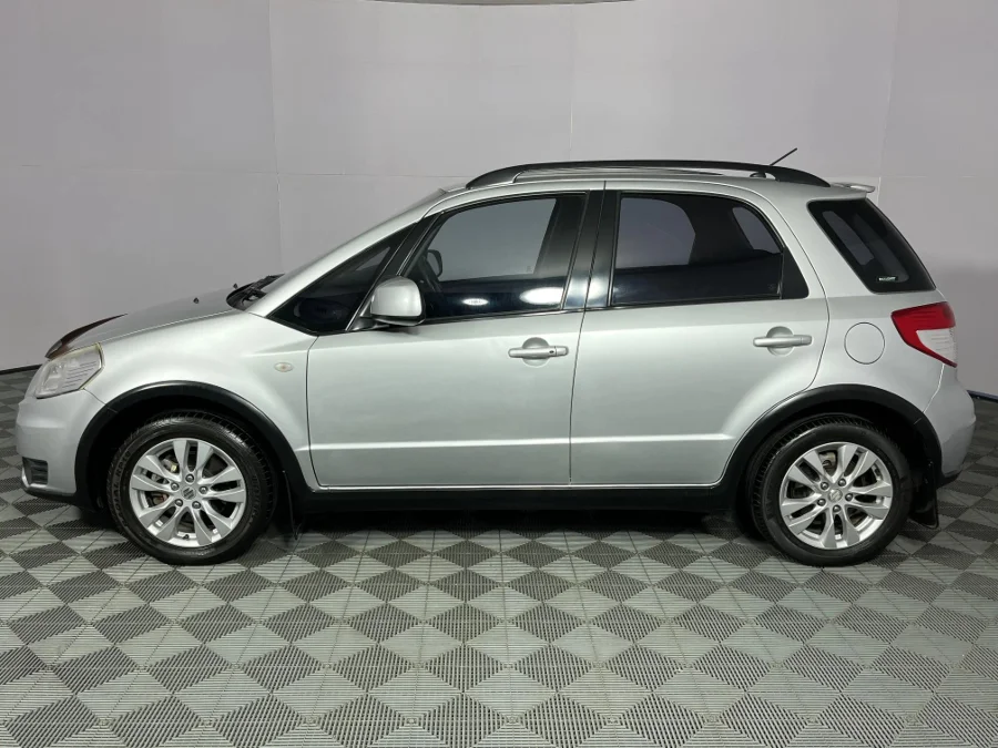 Used 2013 Suzuki SX4 2.0 4x4 - WeBuyCars Rustenburg