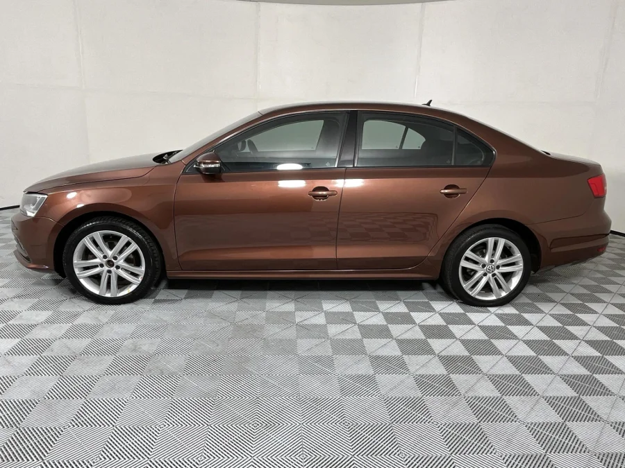 Used 2017 Volkswagen Jetta 1.6TDI Comfortline auto - WeBuyCars The Dome