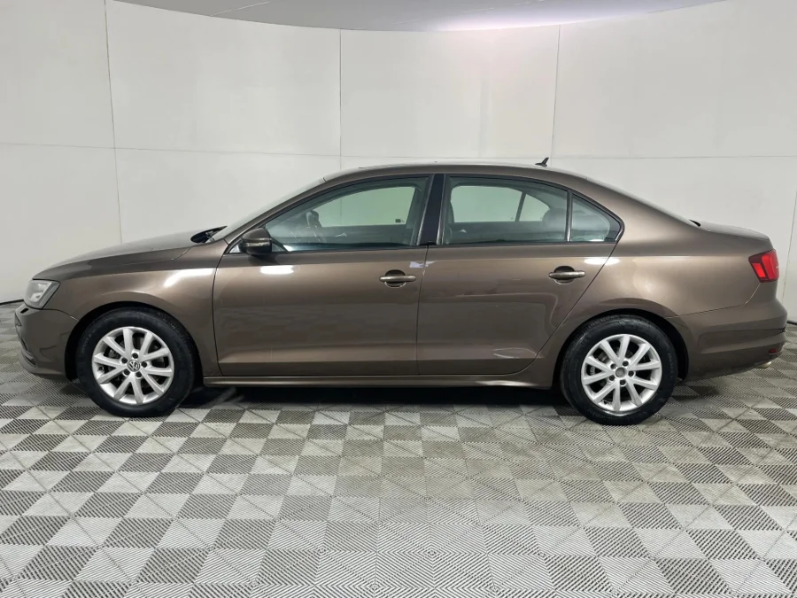 Used 2016 Volkswagen Jetta 1.4TSI Comfortline auto - WeBuyCars Montana