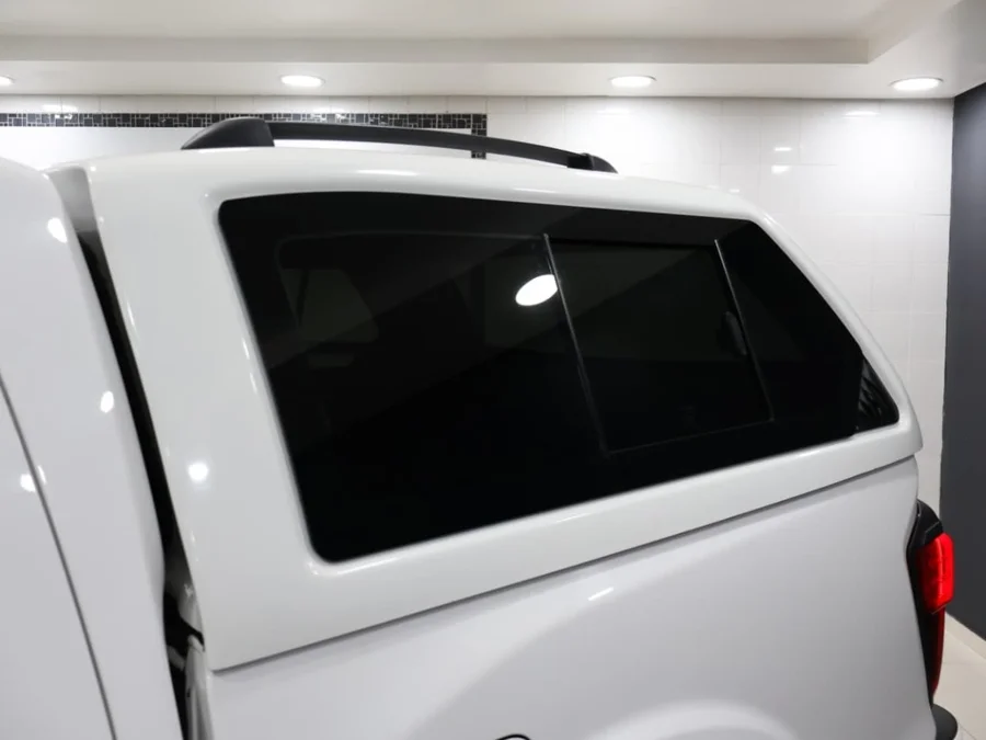 Used 2024 Nissan Navara 2.5DDTi double cab LE Plus - ICar Gezina