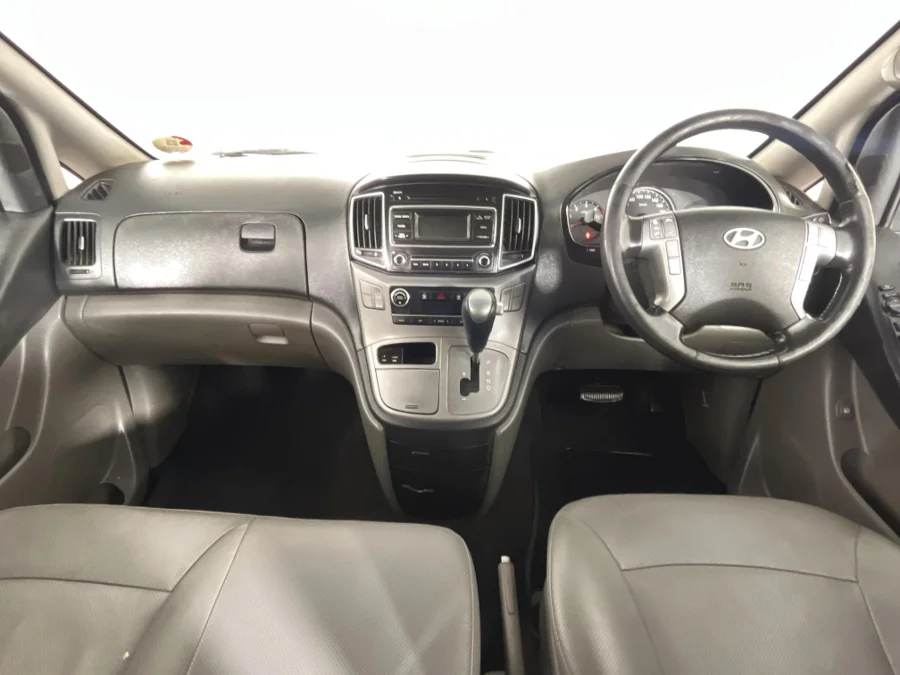 Used 2016 Hyundai H-1 2.5VGTi bus Elite 9-seater - WeBuyCars Pietermaritzburg