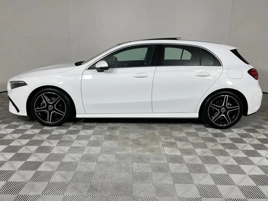 Used 2025 Mercedes-Benz A-Class A200 hatch AMG Line - WeBuyCars Silverlakes