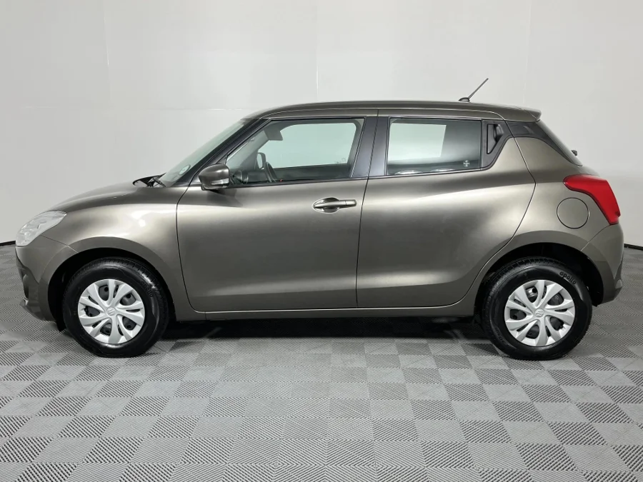 Used 2023 Suzuki Swift 1.2 GL manual - WeBuyCars  Witbank