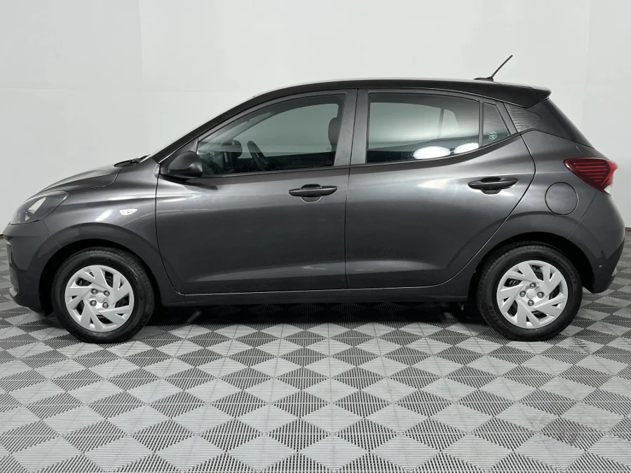 Used 2024 Hyundai Grand i10 1.0 hatch Motion manual - WeBuyCars Richmond