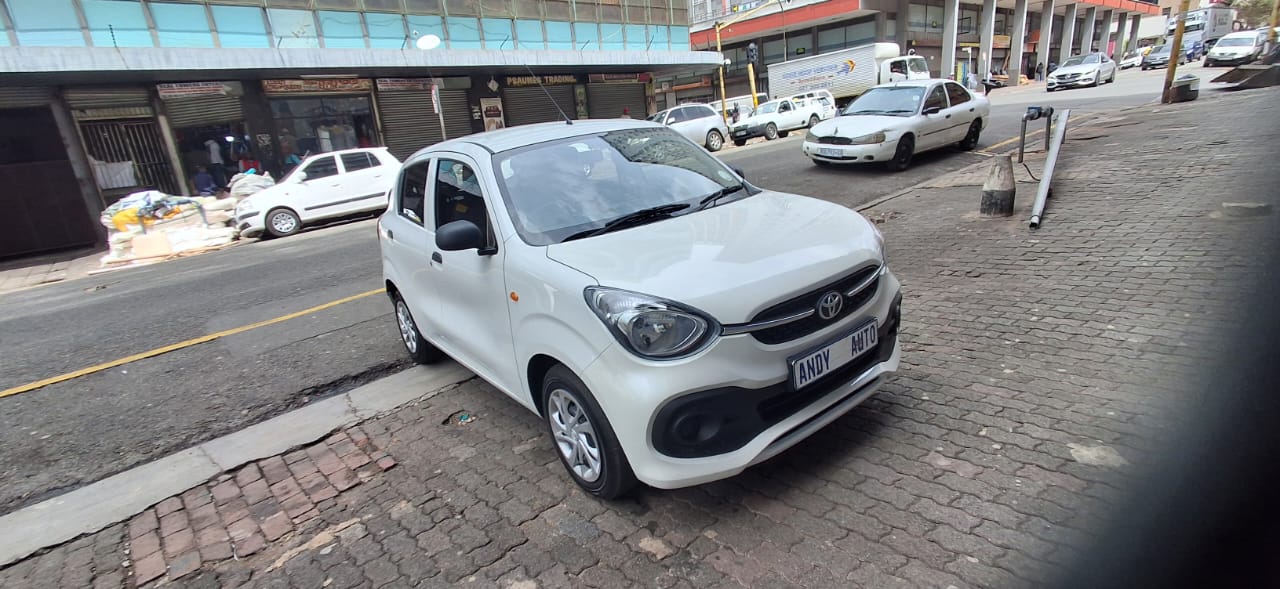 Used 2025 Toyota Vitz 1.0