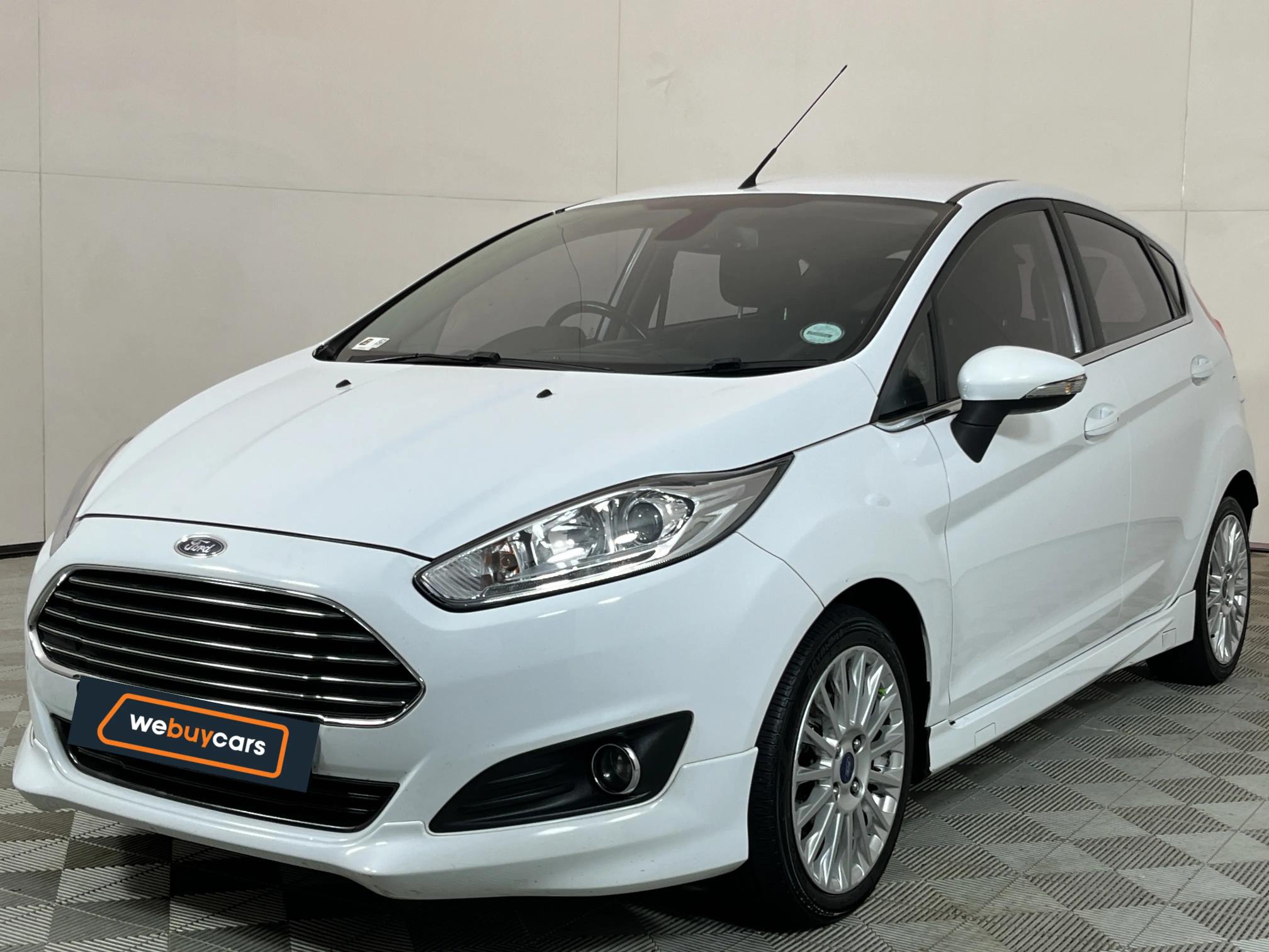 Used 2017 Ford Fiesta 5-door 1.0T Titanium auto