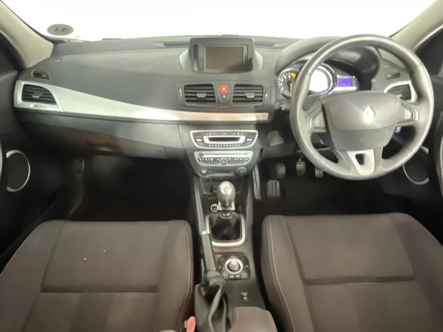 Used 2010 Renault Megane Mégane 1.6 Dynamique - WeBuyCars Lansdowne