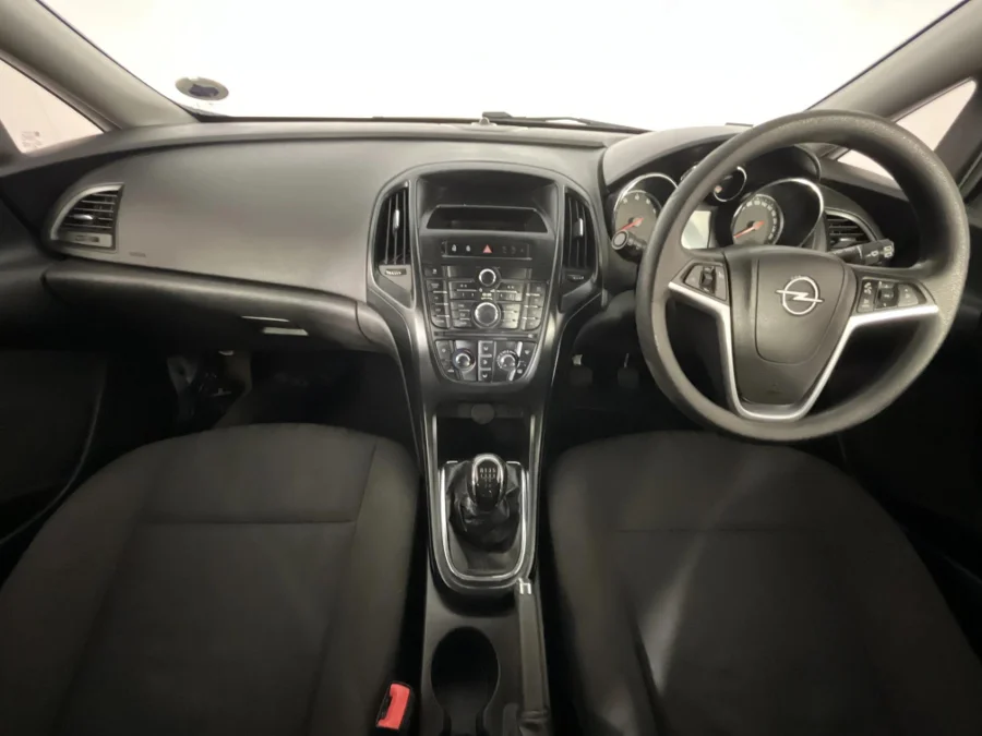 Used 2011 Opel Astra hatch 1.6 Essentia - WeBuyCars Lansdowne