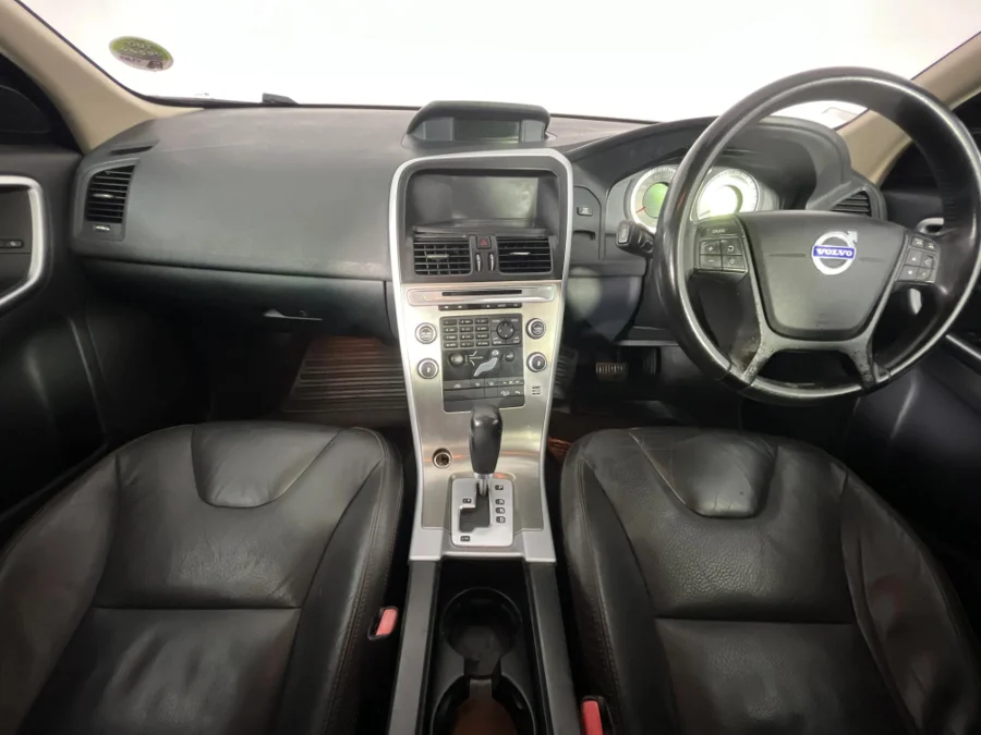 Used 2011 Volvo XC60 T6 Excel - WeBuyCars Lansdowne