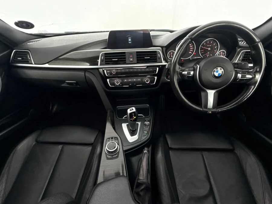Used 2018 BMW 3 Series 318i M Sport auto - WeBuyCars Vereeniging Used 2018 BMW 3 Series 318i M Sport auto - WeBuyCars Vereeniging