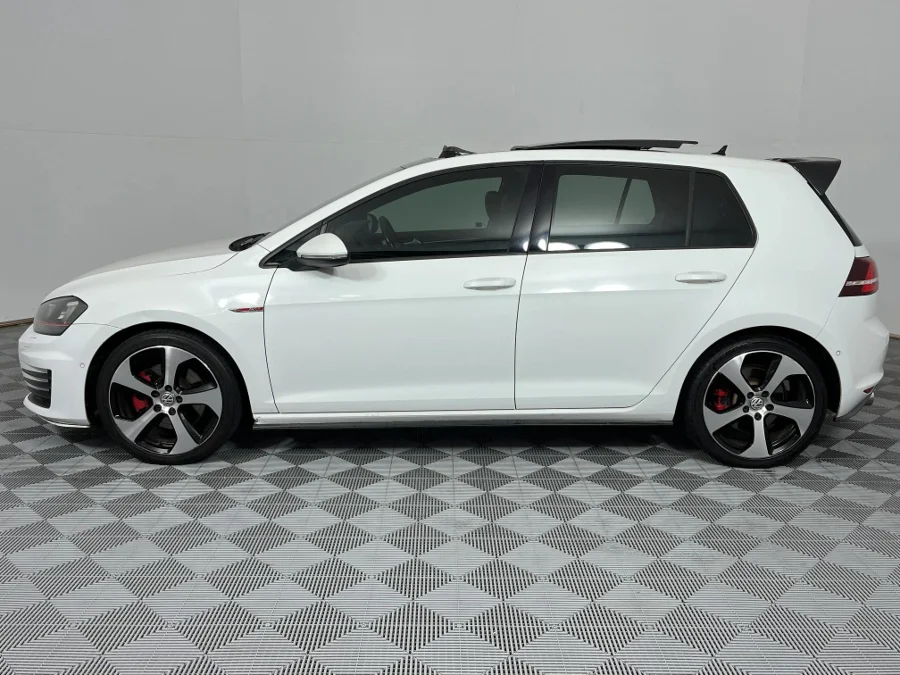 Used 2017 Volkswagen Golf GTI - WeBuyCars Brackenfell Cape Town Used 2017 Volkswagen Golf GTI - WeBuyCars Brackenfell Cape Town
