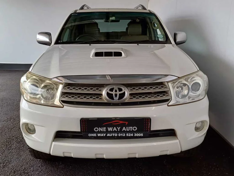 Used 2010 Toyota Fortuner 3.0D-4D 4x4 - One Way Auto Used 2010 Toyota Fortuner 3.0D-4D 4x4 - One Way Auto