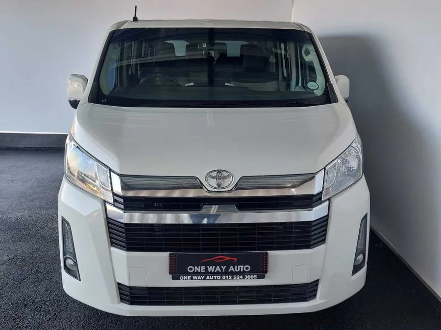 Used 2022 Toyota Quantum 2.8 LWB bus 11-seater GL - One Way Auto Used 2022 Toyota Quantum 2.8 LWB bus 11-seater GL - One Way Auto