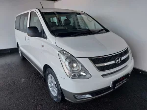 Used 2014 Hyundai H-1 2.5VGTi bus GLS Used 2014 Hyundai H-1 2.5VGTi bus GLS