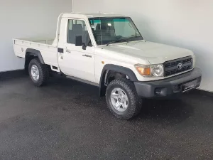 Used 2011 Toyota Land Cruiser 79 4.0 V6 single cab