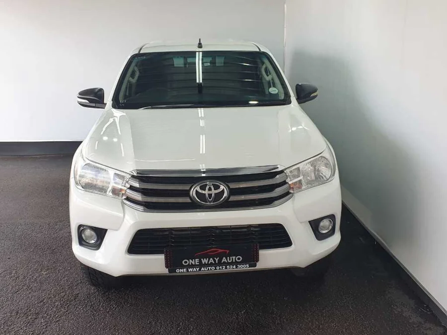 Used 2017 Toyota Hilux 2.7 double cab SRX - One Way Auto