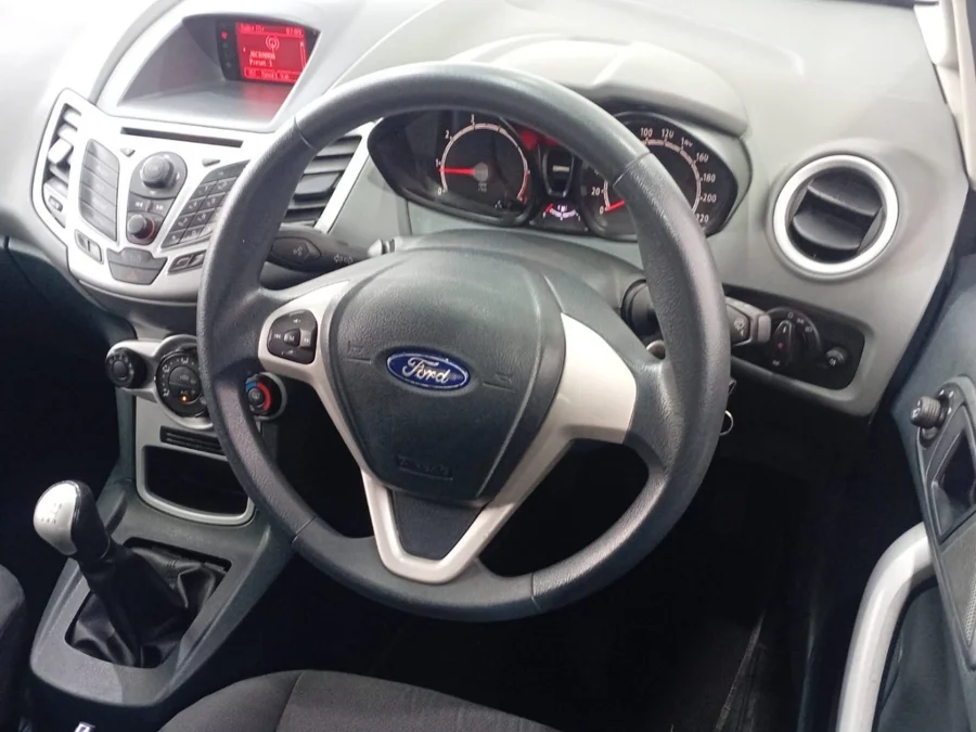 Used 2012 Ford Fiesta 5-door 1.6 Trend - One Way Auto