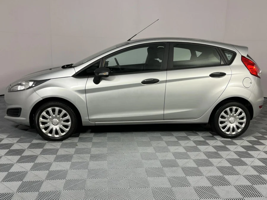 Used 2017 Ford Fiesta 5-door 1.0T Ambiente - WeBuyCars Brackenfell Cape Town
