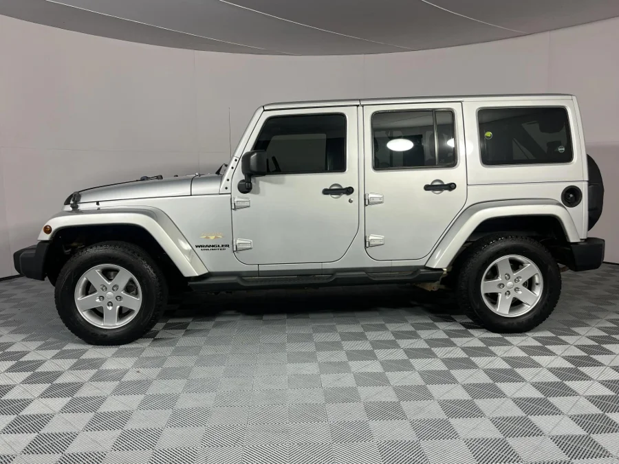 Used 2012 Jeep Wrangler Unlimited 2.8CRD Altitude - WeBuyCars Lansdowne