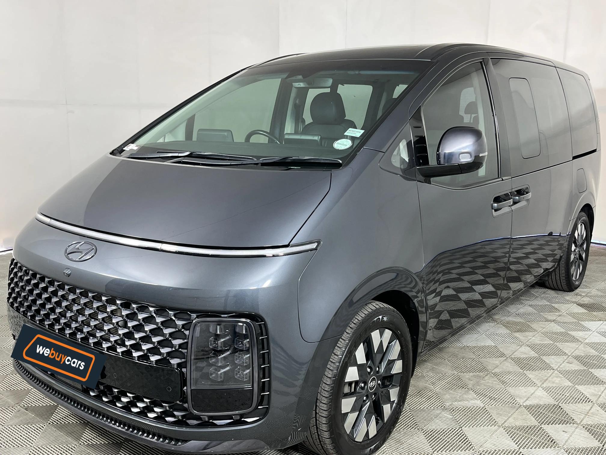 Used 2022 Hyundai Staria 2.2D Luxury