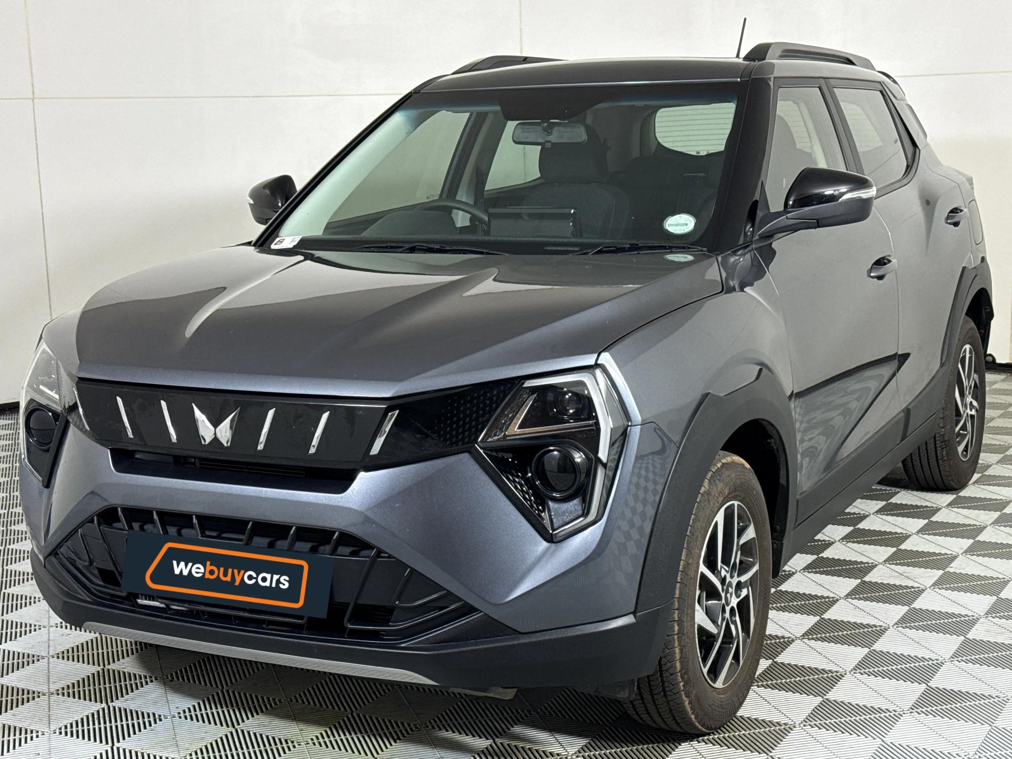 Used 2025 Mahindra XUV 3XO 1.2T AX5 manual