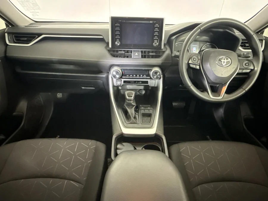 Used 2021 Toyota RAV4 2.0 GX auto - WeBuyCars Midstream