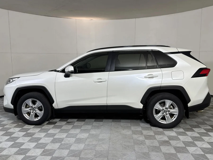 Used 2021 Toyota RAV4 2.0 GX auto - WeBuyCars Midstream