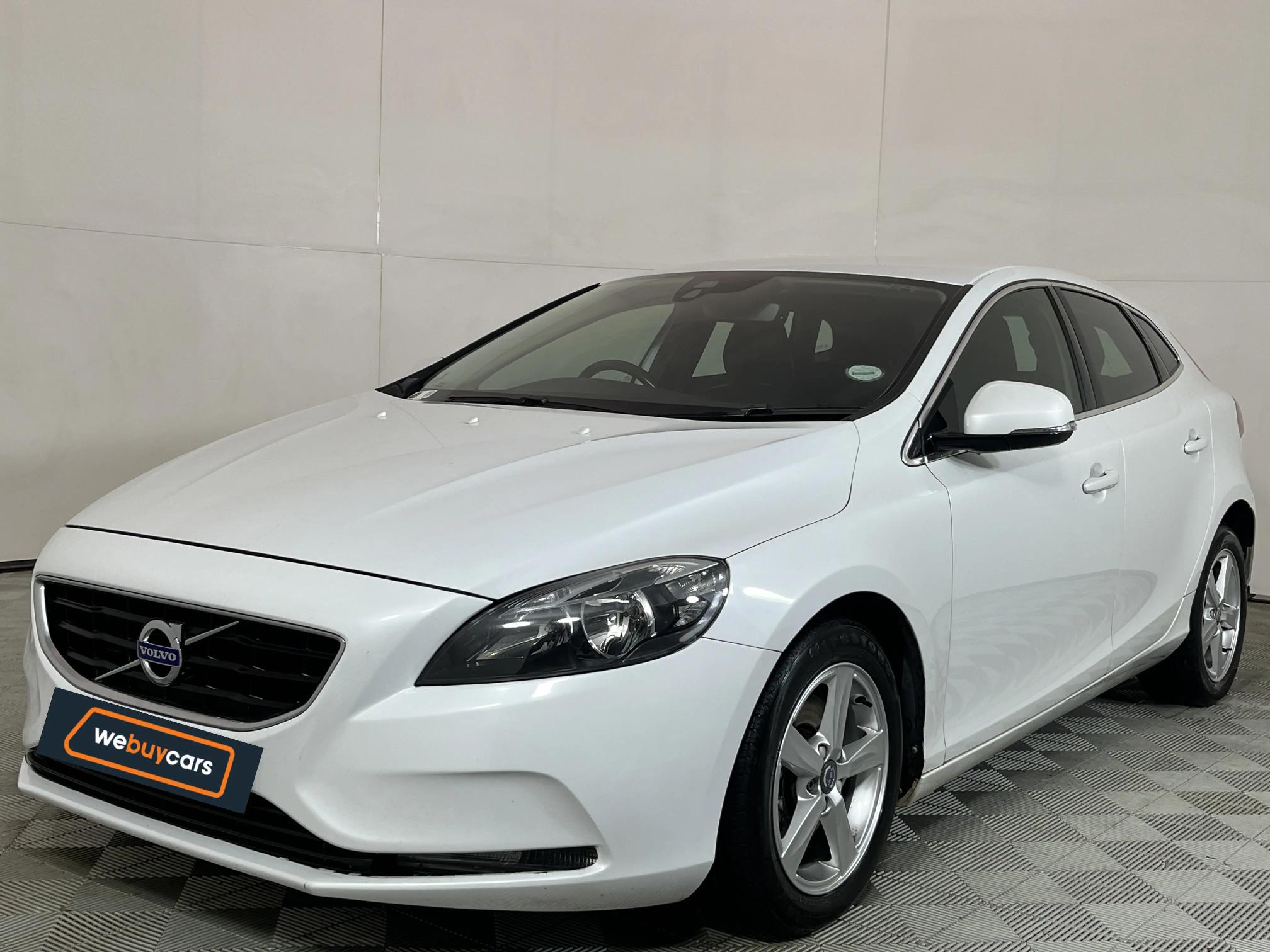 Used 2015 Volvo V40 T4 Elite auto