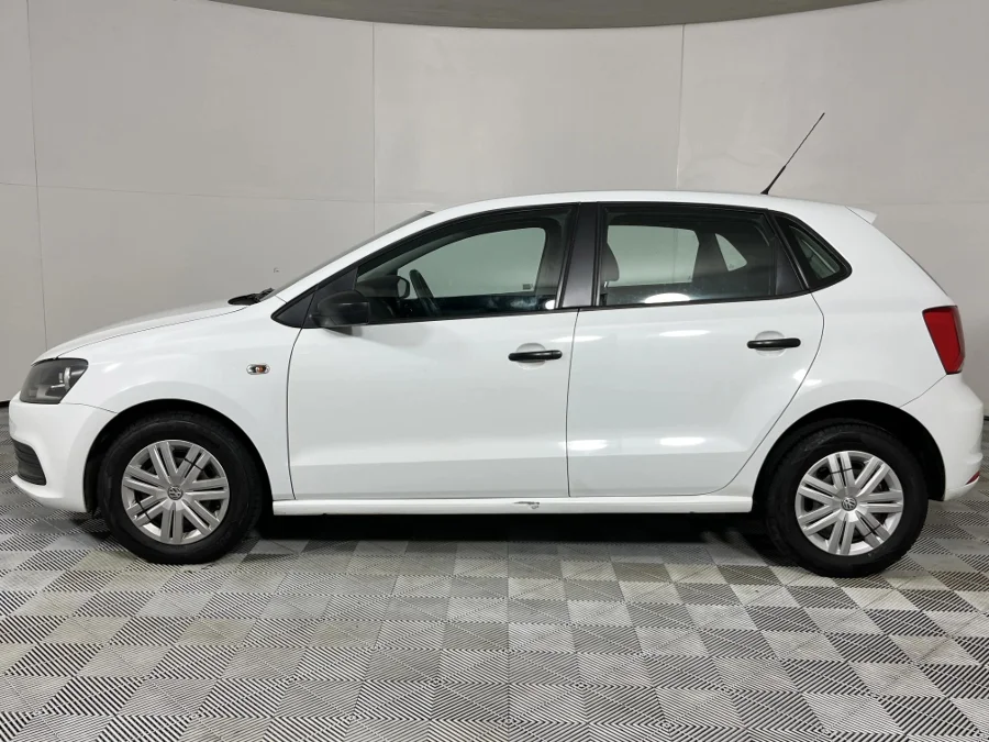 Used 2018 Volkswagen Polo Vivo sedan 1.4 Trendline - WeBuyCars The Dome