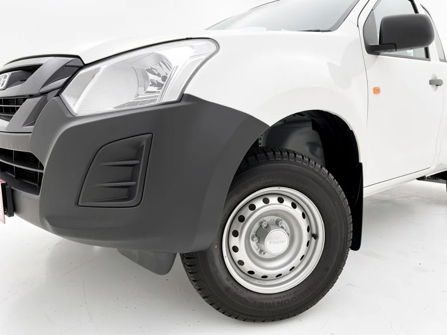 Used 2026 Isuzu D-Max Gen 6 250c single cab Fleetside - Suzuki Bassonia