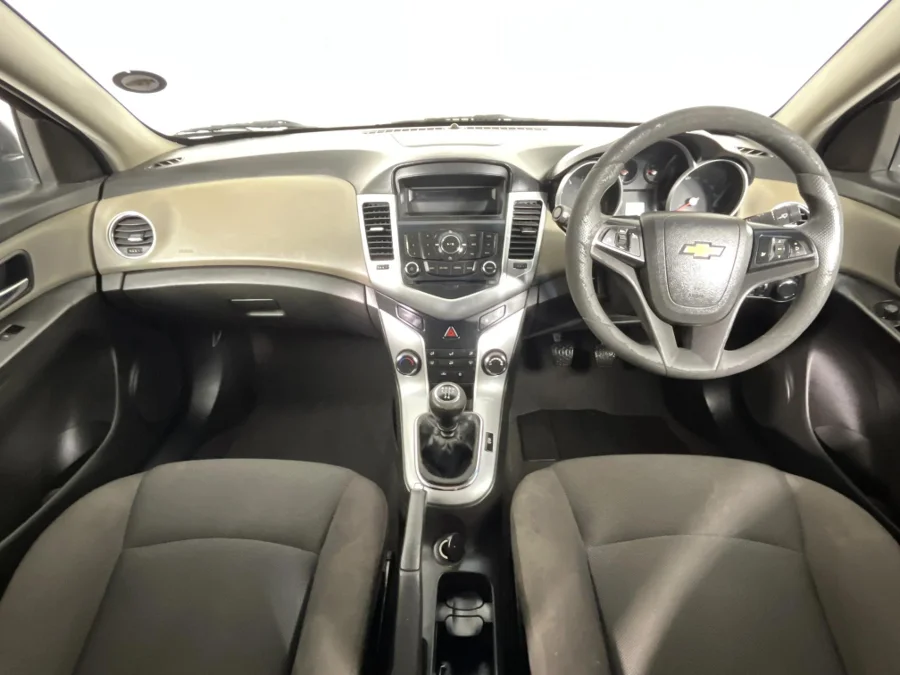 Used 2014 Chevrolet Cruze 1.6 L - WeBuyCars Pietermaritzburg