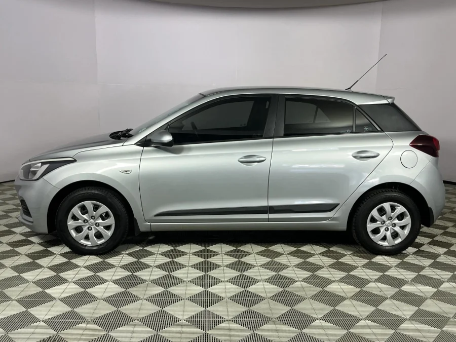 Used 2019 Hyundai i20 1.2 Motion - WeBuyCars Durban