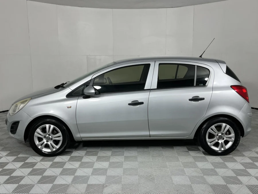 Used 2014 Opel Corsa 1.4 Essentia - WeBuyCars Gqeberha