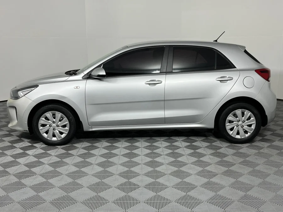 Used 2020 Kia Rio hatch 1.2 LS - WeBuyCars Montana