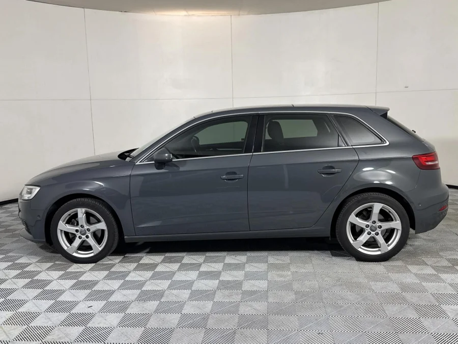Used 2019 Audi A3 Sportback 30TFSI S line - WeBuyCars Midstream