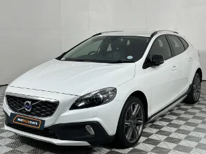 Used 2016 Volvo V40 Cross Country D3 Inscription