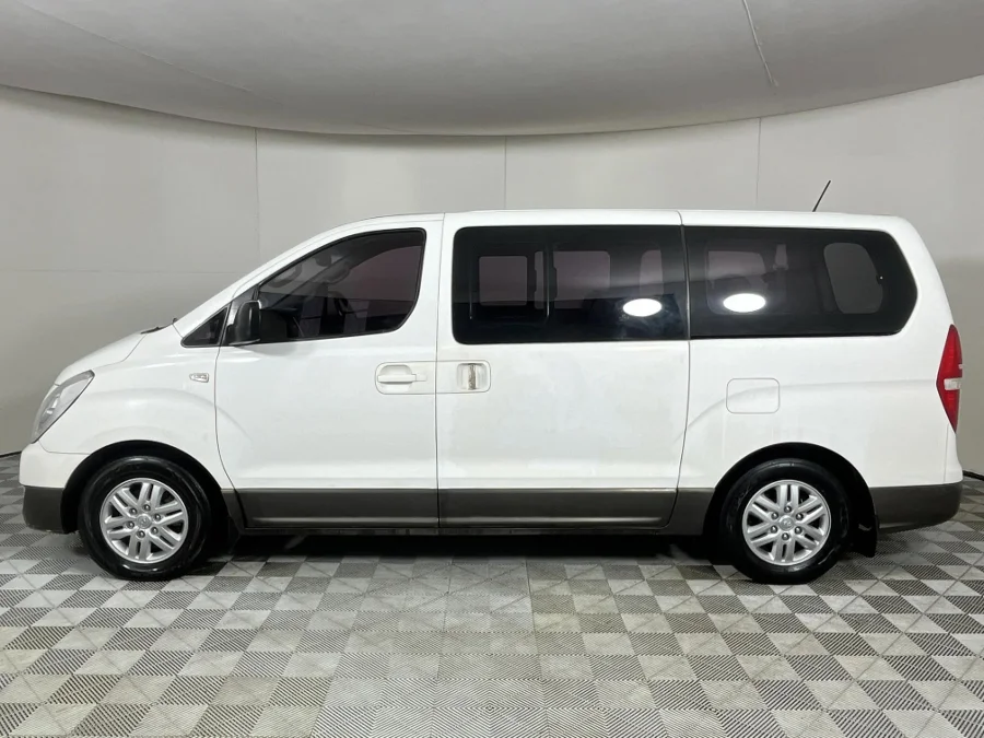 Used 2017 Hyundai H-1 2.5VGTi bus Elite 9-seater - WeBuyCars Mbombela