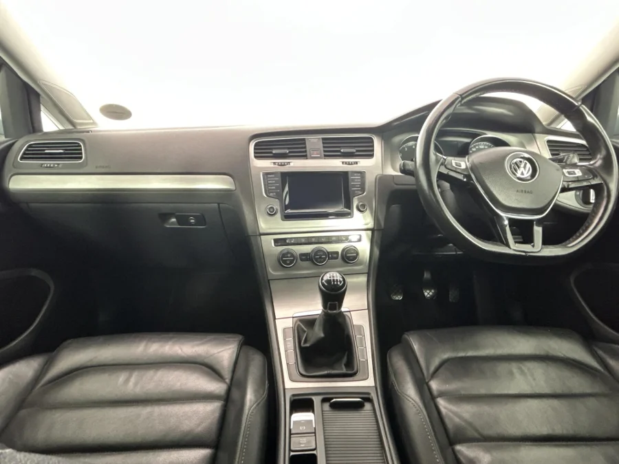 Used 2014 Volkswagen Golf 1.4TSI Comfortline - WeBuyCars Richmond