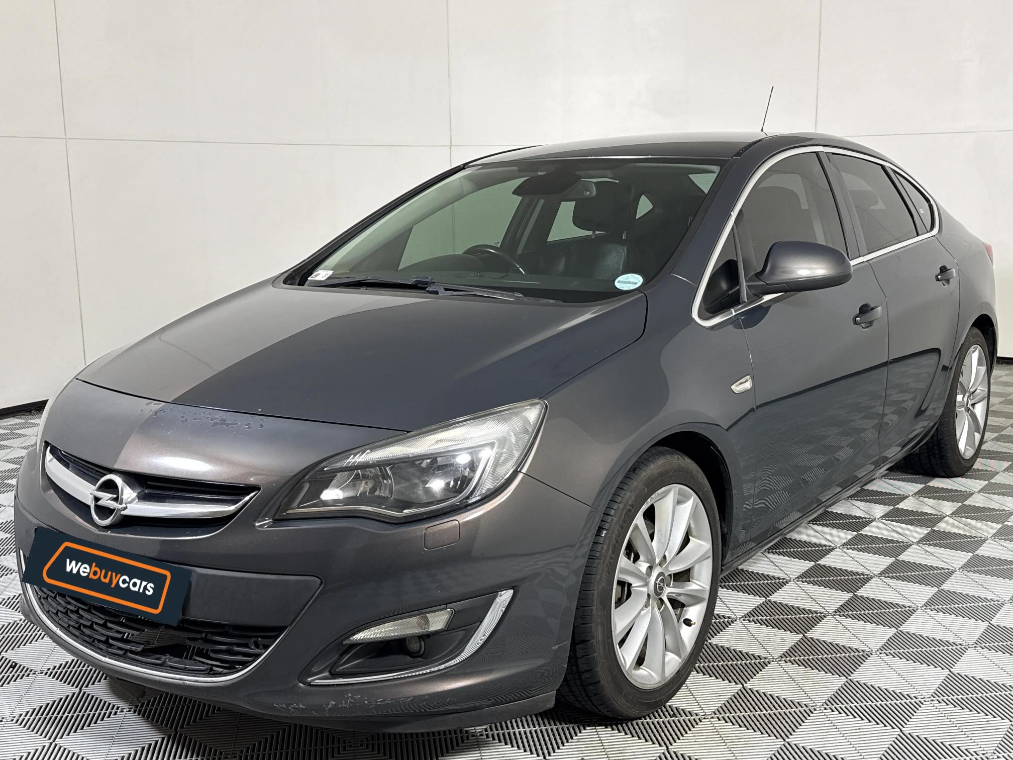 Used 2014 Opel Astra sedan 1.6 Turbo Cosmo