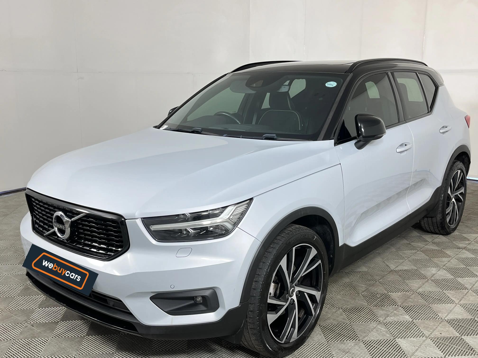 Used 2020 Volvo XC40 T3 R-Design