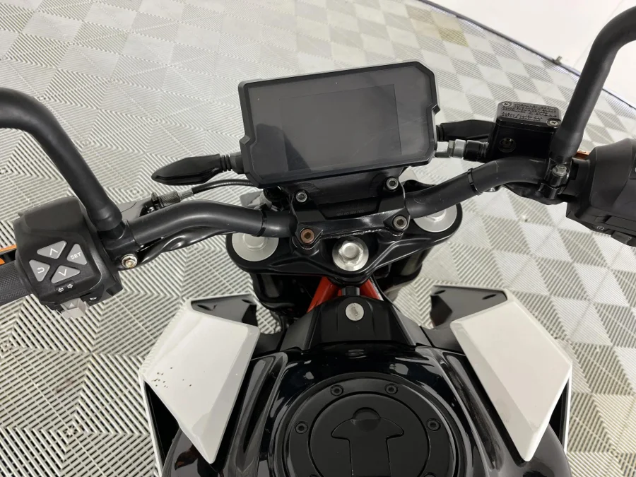 Used 2017 KTM Duke 390 Duke - WeBuyCars Silverlakes